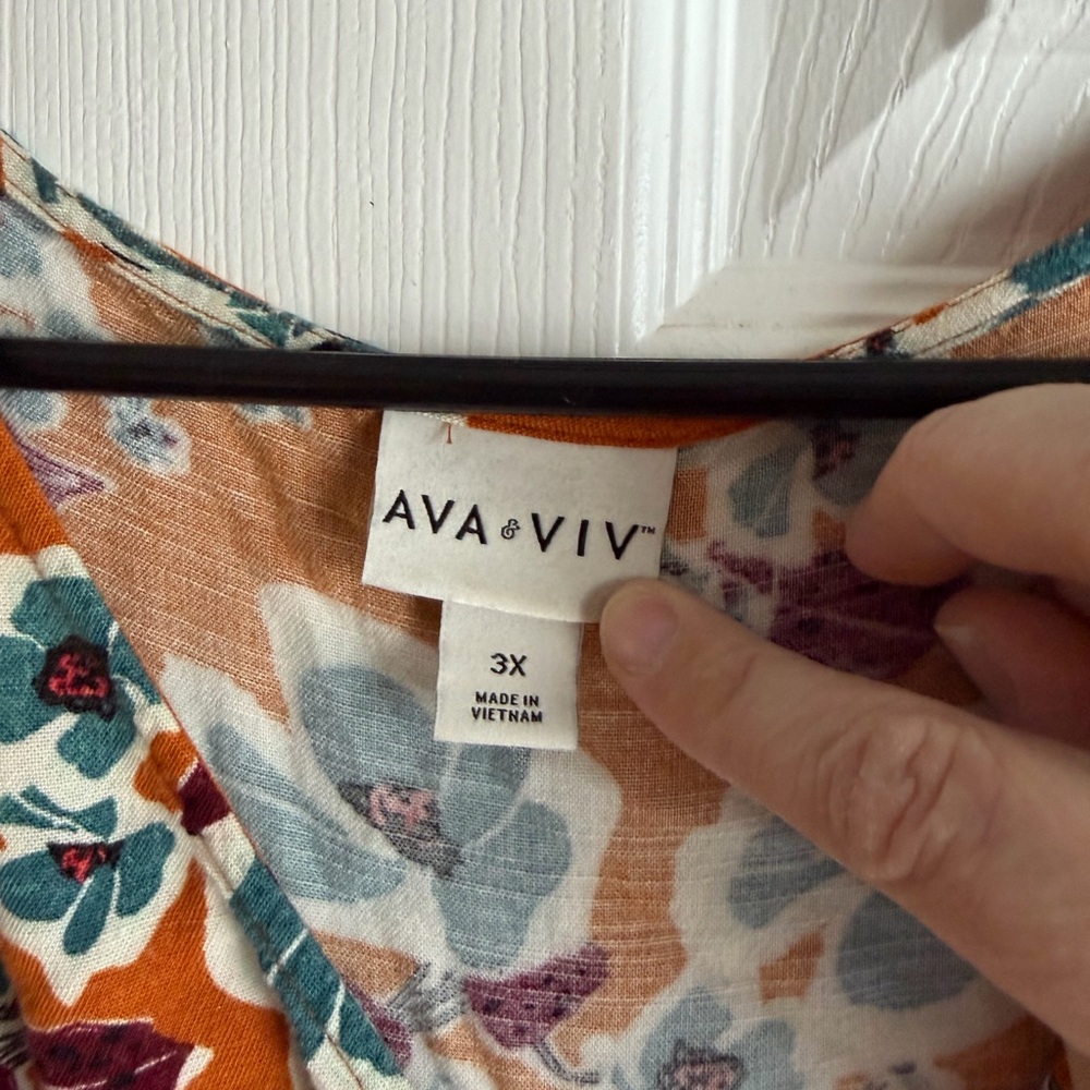 Ava & Viv Multicolor Floral Blouse